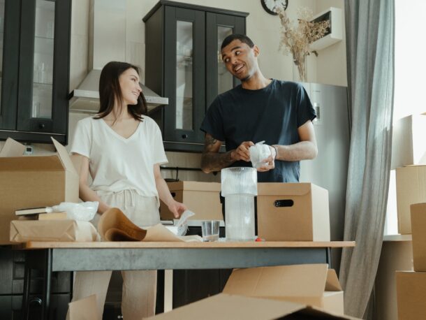 How to pack glass for transport?